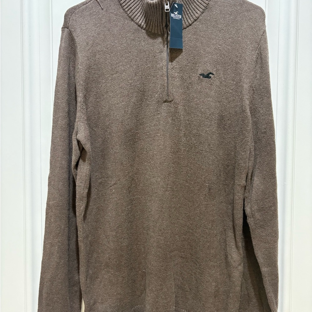 Hollister Men's Tan Zip-Up Sweater
